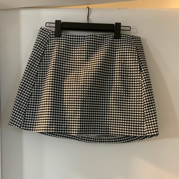 Urban Outfitters Gingham Mini Skirt - Picture 4 of 4